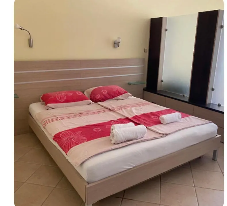 Central Beach Apartament Солнечный берег Болгария